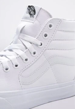Vans Sk-Hi - High-Top Trainers - True White -Shoe Zone Store 00a8af7aa4d143a9b0eb5096d6e56a28