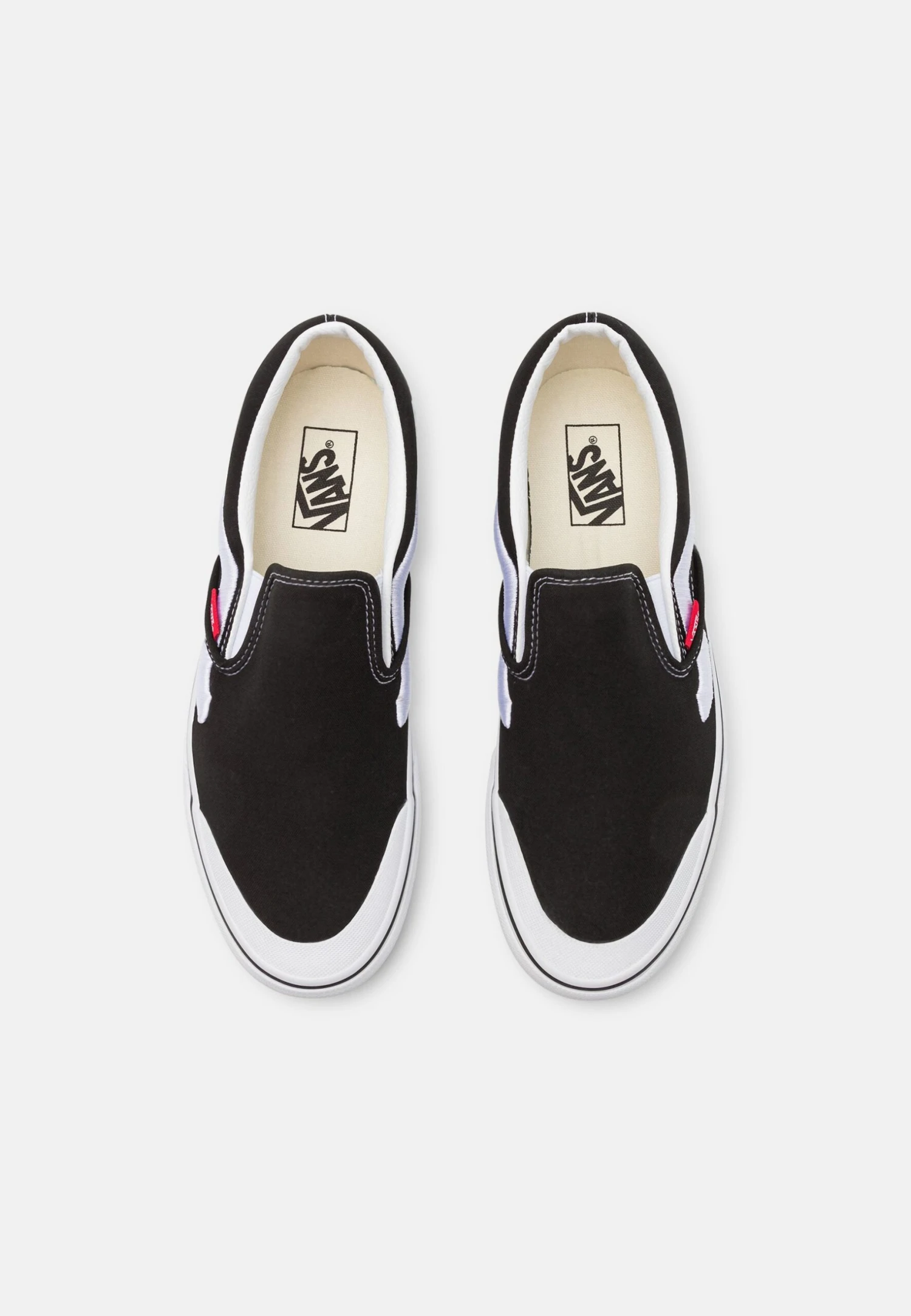 Vans Classic Slip-On Unisex - Slip-Ons 4 Vans Classic Slip-On Unisex - Slip-Ons - Image 4
