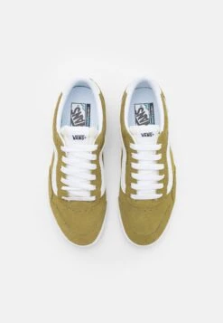 Vans CruzeUnisex - Trainers - Green Moss/Marshmallow -Shoe Zone Store 09c9c0eaa86645389333809a8ca8b2b0