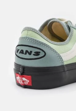 Vans Style 36 Decon Unisex - Trainers - Green Milieu/Black -Shoe Zone Store 0b7b570791e8423287bb3c85f23a2838