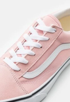 Vans Old Skool Unisex - Trainers - Powder Pink/True White -Shoe Zone Store 0bb72cbb3676403abd43d608b7a4f6c5