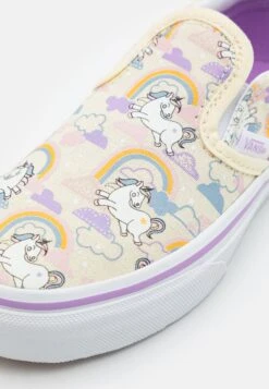 Vans Classic Unisex - Slip-Ons - White 11 Vans Classic Unisex - Slip-Ons - White -Shoe Zone Store 0d2028fdc4ab4d288611c20f50c87a62