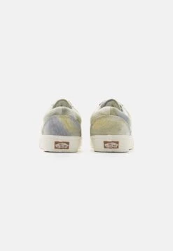 Vans Old Skool Vr3 Unisex - Trainers - Green -Shoe Zone Store 1338b51ba1ce4d598c0992cc9502a190