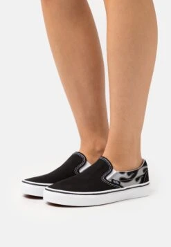 Vans Classic Slip On Unisex - Slip-Ons - Black
