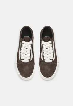 Vans Old Skool Unisex - Trainers - Brown/Black 9 Vans Old Skool Unisex - Trainers - Brown/Black -Shoe Zone Store 19fdf30d64ae454aa538a32dc9e55d38