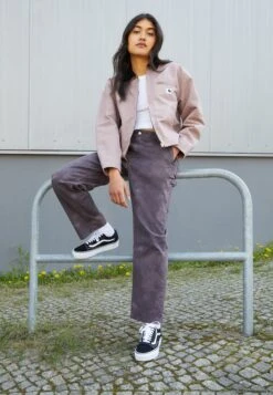 Vans Ua Old Skool Platform - Trainers - Black/White 12 Vans Ua Old Skool Platform - Trainers - Black/White -Shoe Zone Store 1c10df0793434da4928f500e8f4e9770