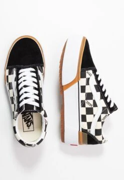 Vans Old Skool Stacked - Trainers -Shoe Zone Store 251ef8138daa413bb425d0b9b14424d1