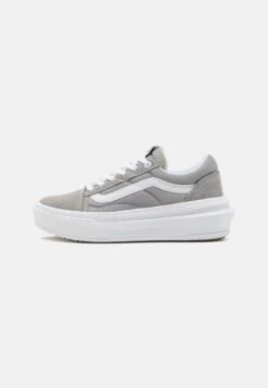 Vans Ua Old Skool Overt Cc - Trainers