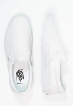 Vans Ua Classic Slip-On - Slip-Ons - True White 11 Vans Ua Classic Slip-On - Slip-Ons - True White -Shoe Zone Store 3417031236664a58a03f070e109dd18f