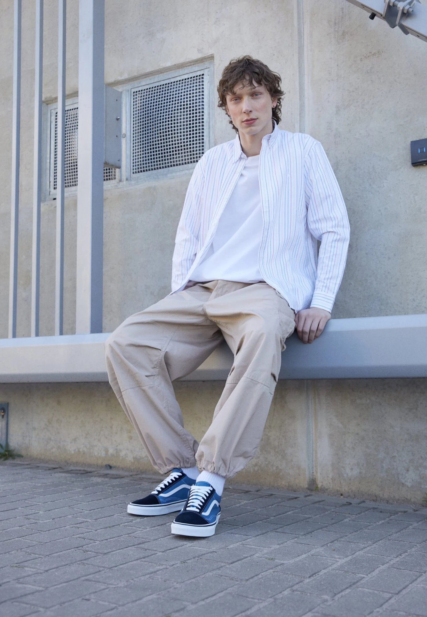 Vans Ua Old Skool Unisex - Trainers - Navy 4 Vans Ua Old Skool Unisex - Trainers - Navy - Image 4