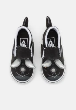 Vans Triceratops Slip-On Unisex - Trainers - Black/True White -Shoe Zone Store 3dad28ee41b74c8dae2ad27e022ff743