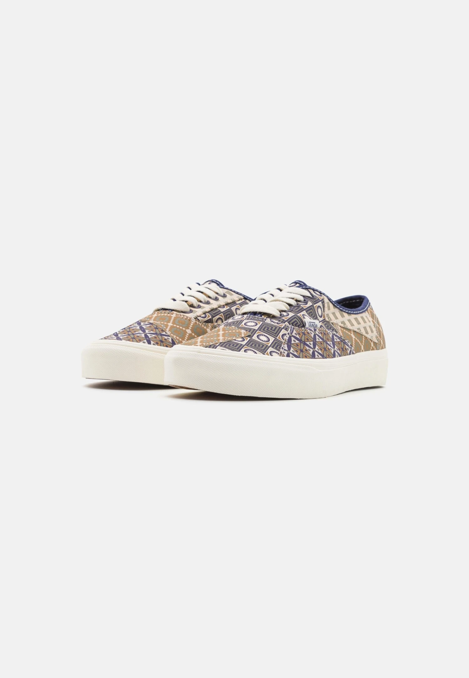 Vans Authentic Patchwork Unisex - Trainers 2 Vans Authentic Patchwork Unisex - Trainers - Image 2