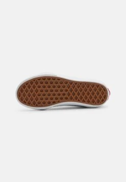 Vans Old Skool - Trainers - Ashley Blue -Shoe Zone Store 3e69485540a04adc908c7e5de100009b