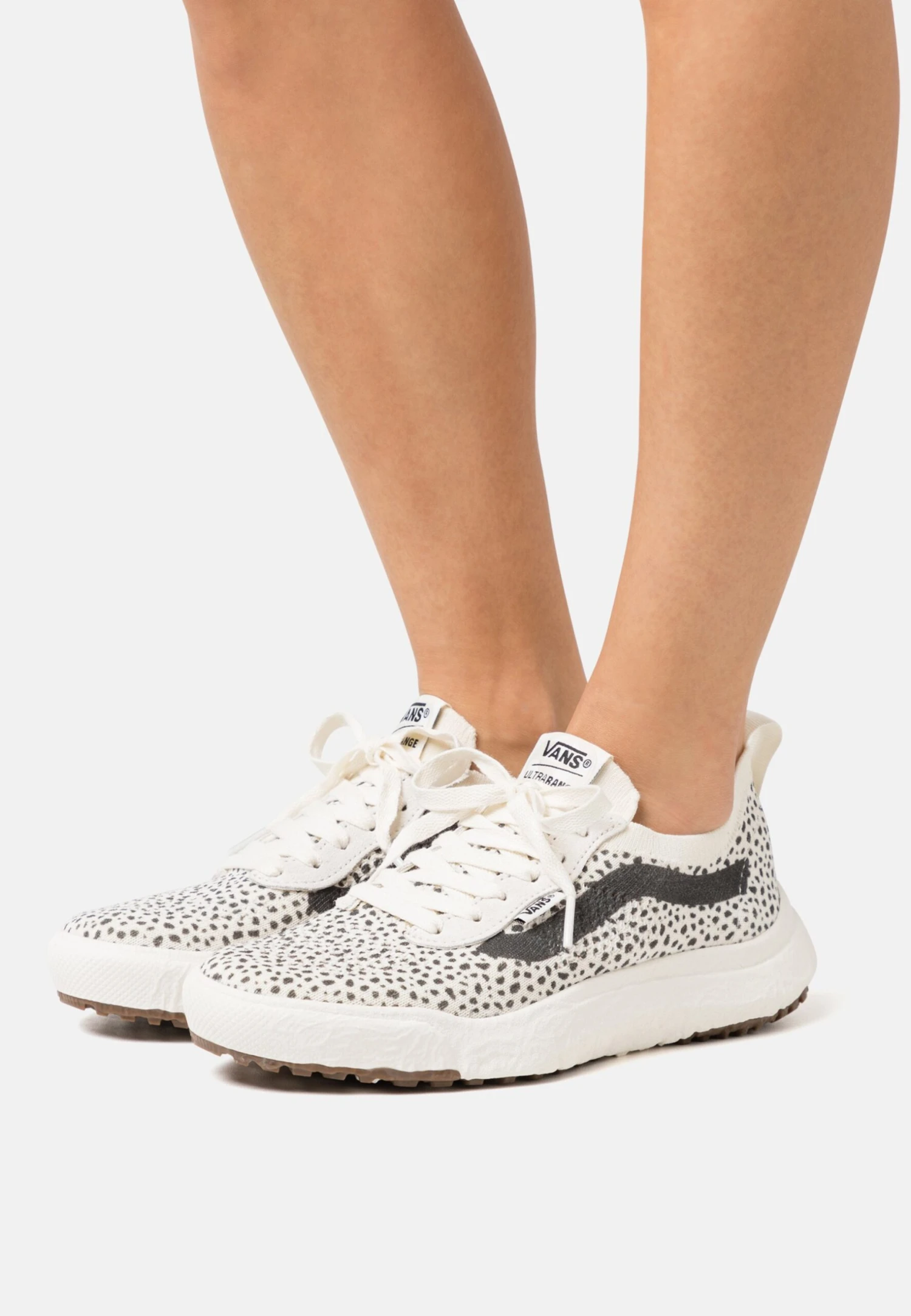 Vans Ultrarange Vr3 - Trainers - Marshmallow/Black 1 Vans Ultrarange Vr3 - Trainers - Marshmallow/Black