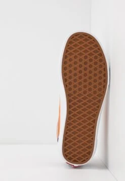 Vans Ua Old Skool - Trainers - Royal Blue/Apricot Buff -Shoe Zone Store 3fd14b6168ff4d6a95e25e10b7a194ba