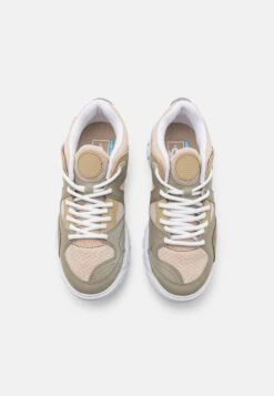 Vans Amzn Trailhead Unisex - Trainers - Rover French Oak -Shoe Zone Store 45c290568d3b476bac2641e131c9c18f