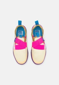 Vans Strker Ultimatewaffle Unisex - Trainers - Digital Dance/Transparent Yellow -Shoe Zone Store 4813747aecec49d2b7511d89c9c87132