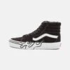 Vans Sk8-Hi Flame Unisex - High-Top Trainers - Black/White