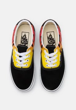 Vans Era Unisex - Trainers 9 Vans Era Unisex - Trainers -Shoe Zone Store 4f28fefbef794b95a2e5b1851ea43927