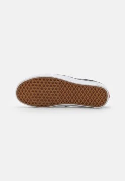 Vans Knu Slip Unisex - Slip-Ons - Black/True White 10 Vans Knu Slip Unisex - Slip-Ons - Black/True White -Shoe Zone Store 51258642bc7d429d96def26e27a8df7b