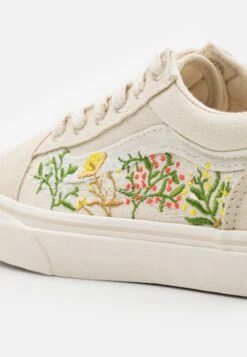 Vans Old Skool - Trainers - Oatmeal -Shoe Zone Store 52d6df67d1f245f3b11eb9f91f766eaf