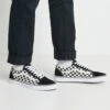 Vans Ua Old Skool - Trainers - Black/White