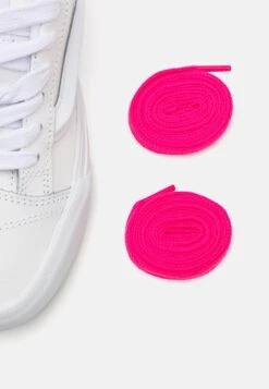 Vans Knu Skool Unisex - Skate Shoes - True White -Shoe Zone Store 5598e09379944f23856410fed0c40a2a