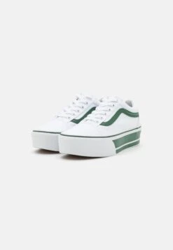 Vans Ua Old Skool Stackform - Trainers - Green/True White -Shoe Zone Store 566bb0f8b1c8487e82128e7a9afd9167