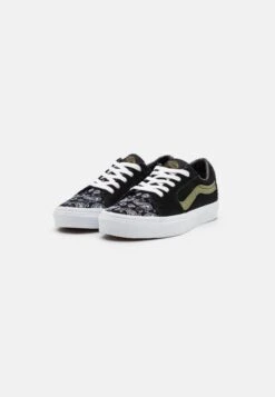 Vans Sk8 Low Unisex - Trainers - Black -Shoe Zone Store 56d83343008a42a7af749bf2ecc714a5