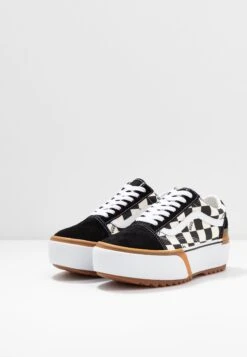 Vans Old Skool Stacked - Trainers -Shoe Zone Store 56e2f47d23ea4dcabf7a73fe6d247697