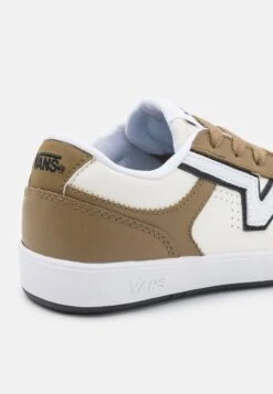 Vans Ua Lowland Cc - Trainers - Butternut/Marshmallow 15 Vans Ua Lowland Cc - Trainers - Butternut/Marshmallow -Shoe Zone Store 59e0aee97a5c4070b90a32ce8ccf14a2