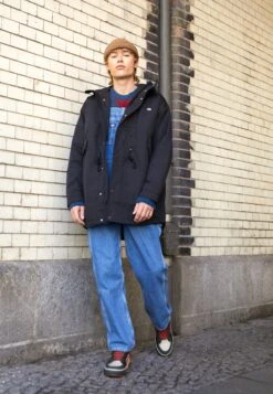 Vans Sk8 Hi Mte 2 Unisex - High-Top Trainers - Forest Night -Shoe Zone Store 5a5b85a4df3f486da580350caed0dd3f