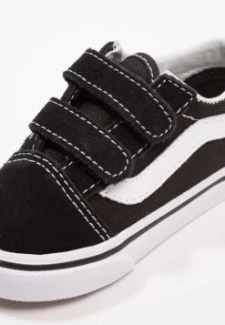 Vans Td Old Skool Unisex- Trainers - Black -Shoe Zone Store 5b88d217dfda4afa87060191ab8581f5