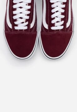 Vans Ua Old Skool - Trainers - Port Royale/True White -Shoe Zone Store 5c7a8ebb37a24725b368ef92de068740