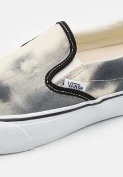 Vans Unisex - Slip-Ons -Shoe Zone Store 5ee2f0bfec6a4eb6bf08b1d8ccf354d6