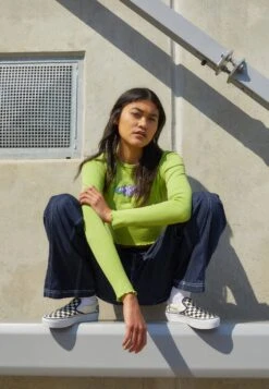 Vans Ua Classic Slip-On Platform - Slip-Ons - Black/White -Shoe Zone Store 6091585abce34e039a148d48404ca525