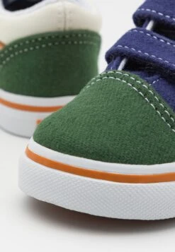 Vans Old Skool Unisex - Trainers - Multi-Coloured/True White -Shoe Zone Store 6548a18bde3347e9a3ff83c0bffe24b5