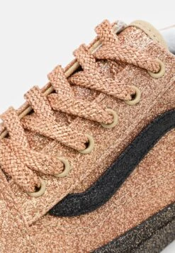 Vans Old Skool - Trainers - Party Glitter Black/Gold 11 Vans Old Skool - Trainers - Party Glitter Black/Gold -Shoe Zone Store 67b2b8ac49a84415aeec8497cf310e1e