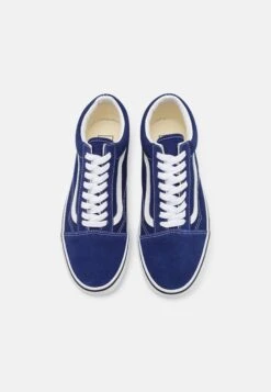 Vans Old Skool Unisex - Trainers -Shoe Zone Store 6b54ea66168c455f824fcf93ae3c1696