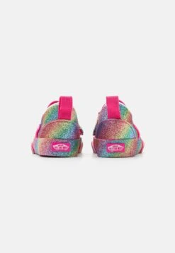Vans Slip-On - Slip-Ons - Multi-Coloured -Shoe Zone Store 6d76ffc68b74434a9da1addbe9b4029a