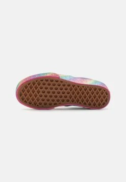 Vans Classic Slip-On Unisex - Trainers - Glitter Rainglow Rainbow 10 Vans Classic Slip-On Unisex - Trainers - Glitter Rainglow Rainbow -Shoe Zone Store 6f9aebcc1ffe42839398d2a0d075215e