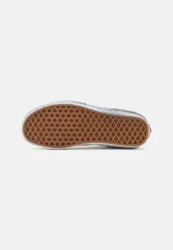 Vans Sk-Hi - High-Top Trainers - Stressed White/White -Shoe Zone Store 765c5dcffa2a420b814398279f168214