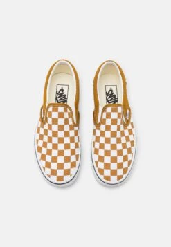 Vans Classic Unisex - Trainers 9 Vans Classic Unisex - Trainers -Shoe Zone Store 7a4940566b504cf4be9b457312acd7d2