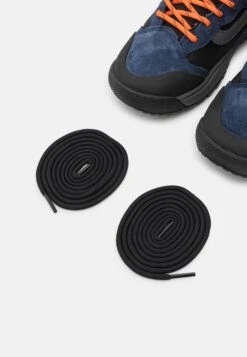 Vans Ultra Range Exo Hi Mte-1 - High-Top Trainers - Dress Blues/Black -Shoe Zone Store 7ae097c80f4a4f80aa26136fc69ef9f9