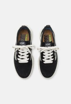 Vans Ua Ultrarange Vr3 - Trainers -Shoe Zone Store 87c4d1b41b9e406e8c3f6ce6b57db293