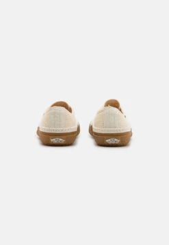 Vans Circle Vee Unisex - Trainers - Natural/Gum -Shoe Zone Store 901cc3d7d18b4f019be2b00a3395cce4