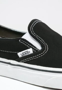 Vans Classic Slip-On - Trainers -Shoe Zone Store 9c5314bfcc63472e8e4d179db240d55c