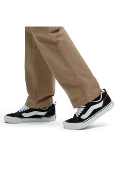 Vans Knu Skool Unisex - Skate Shoes - Black True White