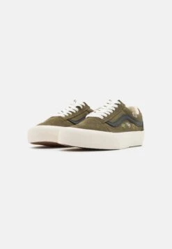 Vans Old Skool Vr3 Unisex - Trainers - Dark Olive -Shoe Zone Store a2c8251ce59c404da90c38558bfaa951