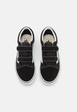 Vans Old Skool Unisex - Trainers - Black/True White -Shoe Zone Store a317c35f2de14a22930fe80e713593db